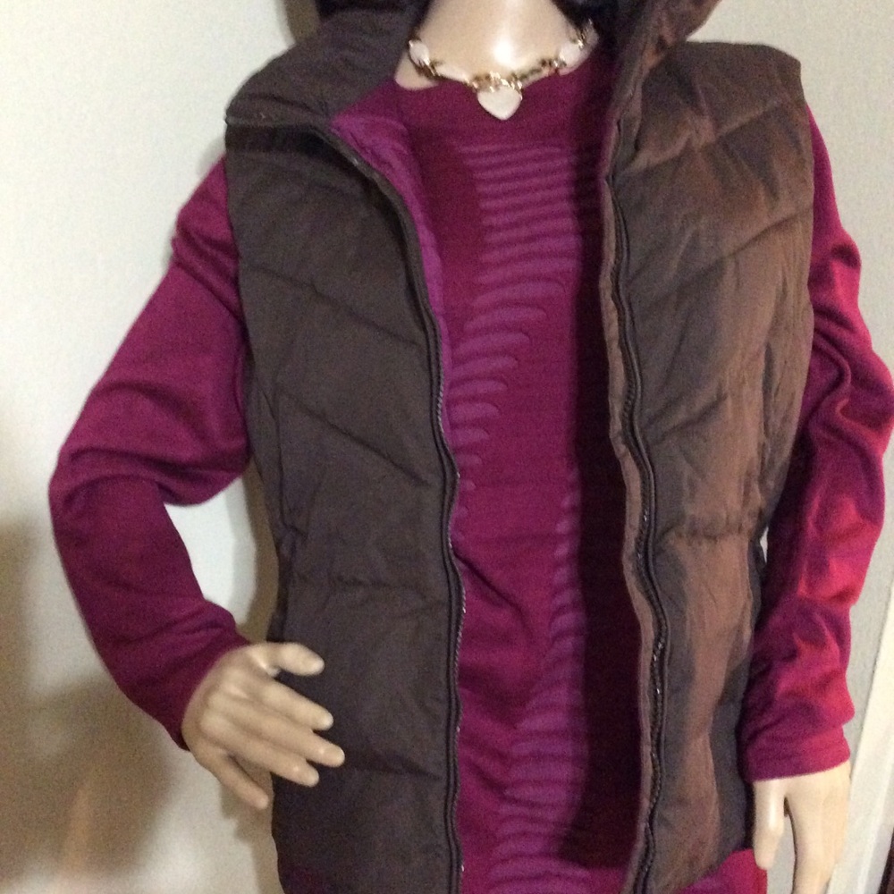Columbia vest